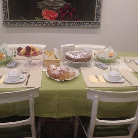 パレルモ アル デコーロ Bed & Breakfast エクステリア 写真